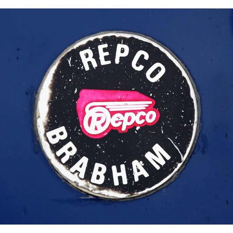 Autocollant BRABHAM  logo Repco Brabham  1963 BT6 diam 50 mm